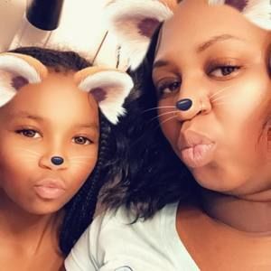 Meet your Posher, Danielle